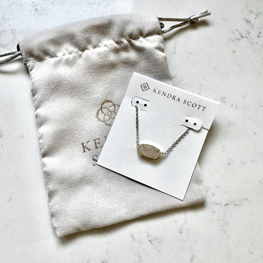 Kendra Scott Elisa Gold Pendant Necklace in Iridescent Drusy
